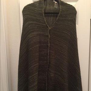 Lularoe Mimi Poncho